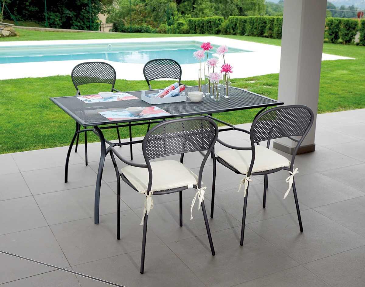Tavolo Sedie Ferro Giardino Usate Ferro Battuto Tavolino E Sedie
